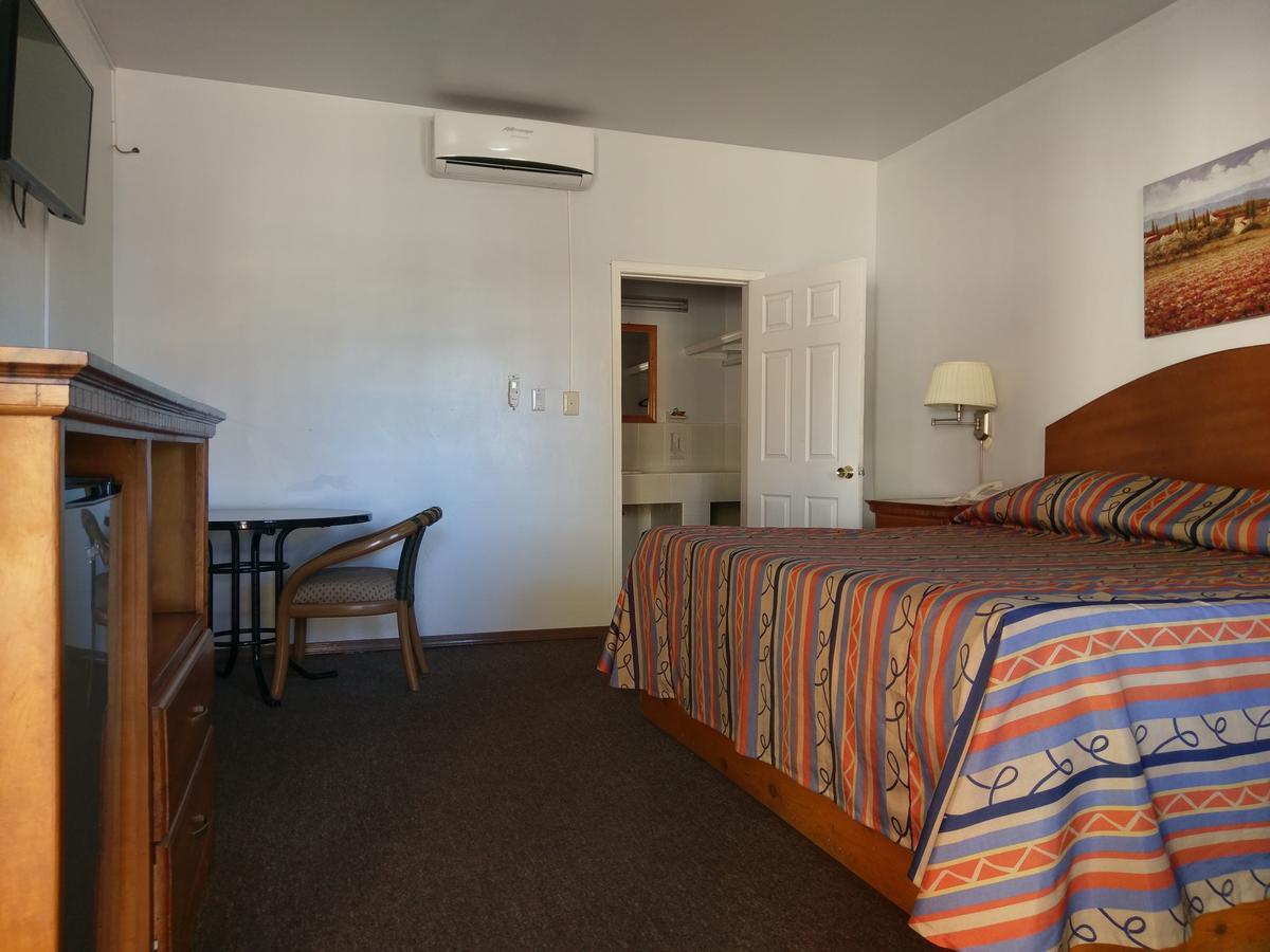 Hotel Del Camino Cuauhtémoc 外观 照片